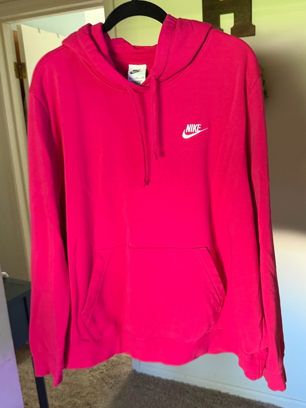 Nike Women's Bright Pink Pullover Hoodie xxl